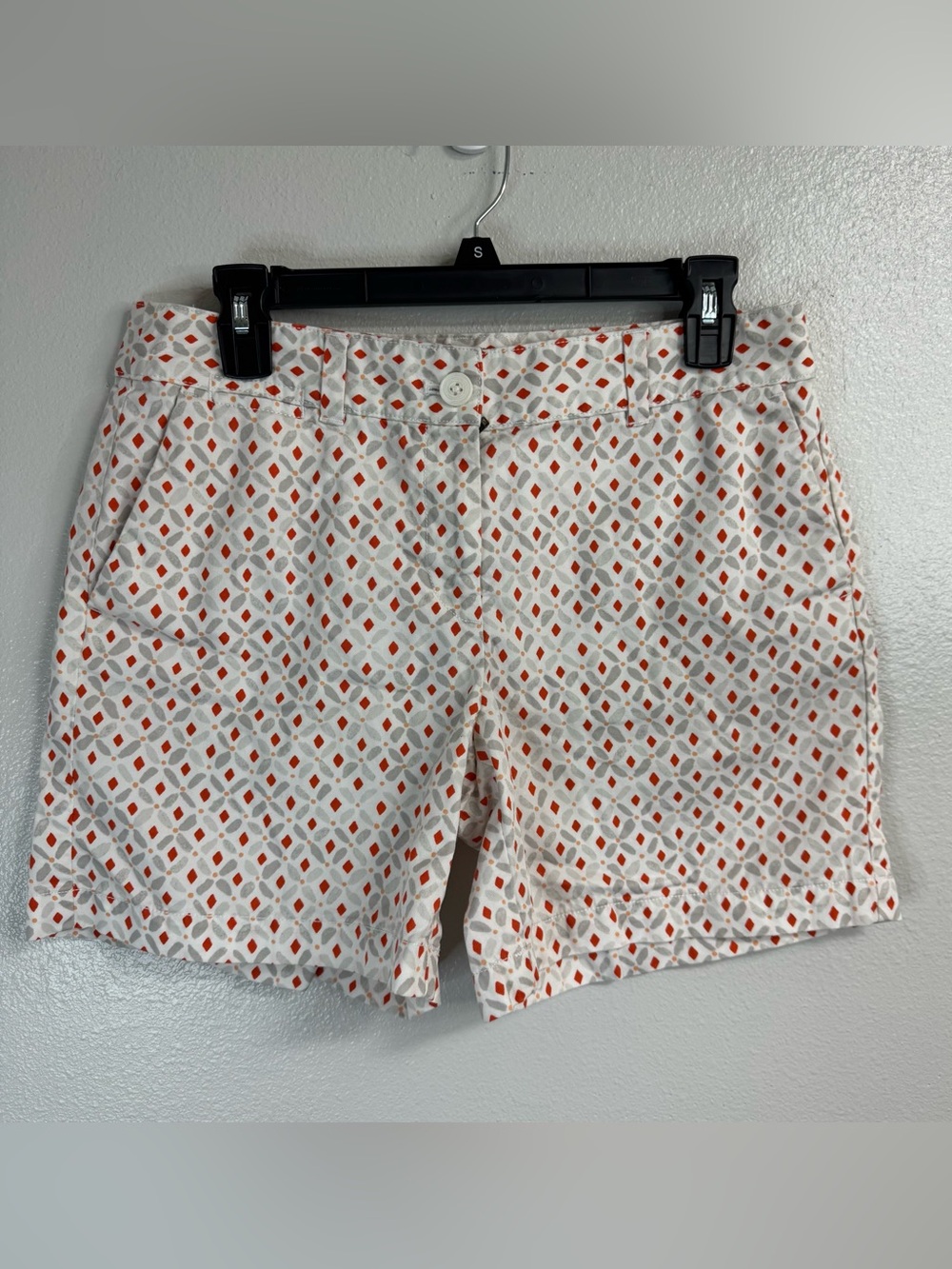 Ann Taylor Loft Women’s White Cotton Shorts with Orange Geometric Pattern